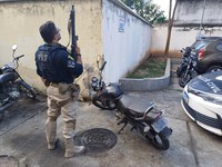 PRF recupera motocicleta furtada em Queimados