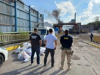 PRF, Polícia Civil e Vigilância Sanitária realizam incineração de entorpecentes na CSN