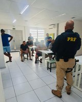 PRF realiza Operação Educativa sobre a Lei do Descanso em Seropédica