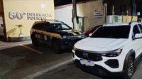 Em Duque de Caxias, PRF intercepta veículo clonado