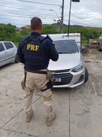 Veículo “clonado” é abordado pela PRF em Tanguá