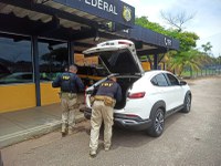 Em Campos dos Goytacazes, PRF recupera veículo roubado
