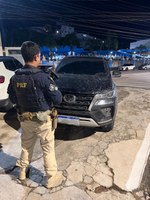 No Sul Fluminense, PRF recupera caminhonete clonada