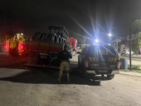 Em Seropédica, PRF recupera carreta roubada em Paracambi