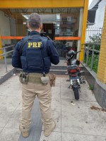 Motocicleta adulterada é apreendida no Rio de Janeiro