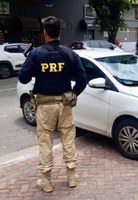 No Rio de Janeiro, PRF intercepta veículo adulterado