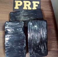 Passageiro de ônibus é preso com três quilos de cocaína no RJ