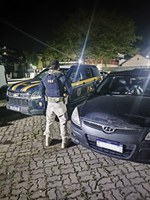 PRF recupera automóvel em Teresópolis
