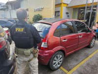 PRF recupera veículo com registro de furto na BR-101