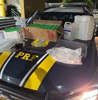 Em Petrópolis, PRF apreende centenas de frascos de lança-perfume