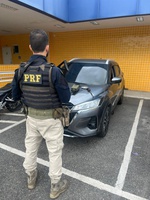 No Rio de Janeiro, PRF apreende arma de fogo