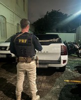 PRF recupera caminhonete roubado na Zona Metropolitana do Rio