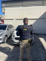 Na Baixada Fluminense, PRF recupera veículo com registro de apropriação indébita