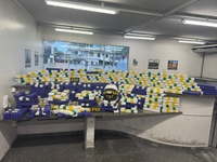 Fiscalização da PRF resulta na apreensão de mais de 200 quilos de droga no Norte Fluminense