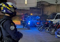 "Operação Duas Rodas" reforça fiscalização de motocicletas na BR-116, em Duque de Caxias