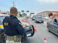 PRF detém homem por suspeita de exploração sexual de adolescentes na Pavuna