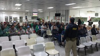 PRF realiza palestra sobre segurança viária  em Resende