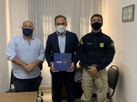 PRF faz visita institucional ao Deputado Federal Hugo Leal
