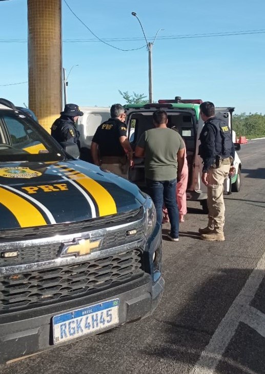 viatura e ambulância editada.jpeg