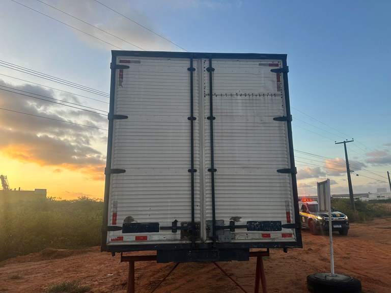 20231120-carroceria baú.jfif