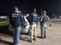 PRF, PM e PC prendem estrangeiro foragido da justiça em Natal/RN