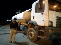 PRF recupera um veículo e apreende caminhão adulterado no Rio Grande do Norte
