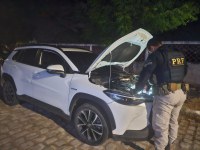 PRF prende homem e recupera veículo clonado em Mossoró/RN