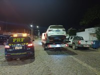 PRF e PM recuperam veículo roubado em São José de Mipibu/RN