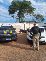 PRF recupera veículo roubado e prende condutor em Touros/RN