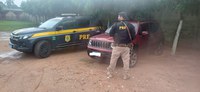 PRF recupera veículo roubado e apreende grande quantia em dinheiro com foragido da Justiça