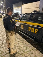 PRF prende homem por uso de documento falso na BR-101 em Parnamirim/RN