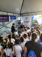 PRF realiza ações educativas e participa da Ação Social "Assembleia e Você" em Touros/RN