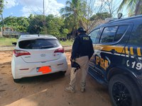 PRF recupera veículo com registro de roubo/furto em Mossoró/RN
