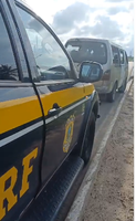 PRF flagra veículo em péssimas condições transportando carga perigosa na BR-304, em Parnamirim/RN