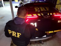 PRF prende homem em flagrante por violência doméstica em Apodi/RN durante Operação Carnaval