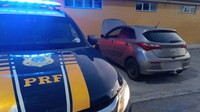 PRF apreende carro clonado com registro de roubo em PE na BR-406, em São Gonçalo do Amarante/RN