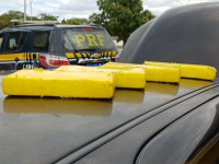 PRF apreende 4 kg de cocaína e prende homem em Mossoró