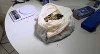 PRF apreende mais de 5,5 kg de droga e prende trio após acompanhamento tático em Mossoró/RN