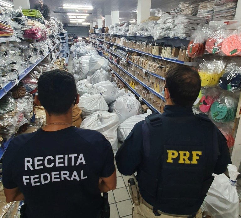 PRF atua na Operação Rosmarinus deflagrada pela Receita Federal em Natal/RN
