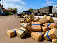 PRF faz a maior apreensão de droga do ano no RS