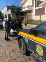 Carro furtado em Novo Hamburgo é recuperado pela PRF em Quaraí