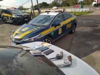 PRF prende em Porto Alegre dois homens após roubos em Cachoeirinha/RS