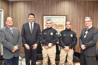 Superintendente da PRF-RS realiza visita institucional ao presidente do Tribunal Regional do Trabalho da 4ª Região