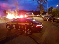 Operação Semana Santa: PRF prende homem que ameaçou e ateou fogo na casa da esposa em Tabaí/RS