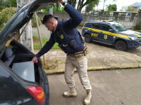PRF prende trio com celulares furtados em Lajeado/RS