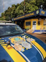 PRF prende motorista de caminhão por porte ilegal de arma de fogo em Marques de Souza/RS