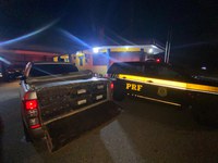 PRF prende três homens e apreende caminhonete clonada com cigarros contrabandeados em Bagé