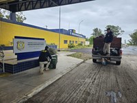 PRF prende homem com carga de 30 mil maços de cigarros contrabandeados em Uruguaiana