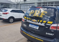 PRF prende mulher com veículo clonado em Vacaria
