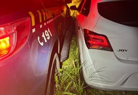 PRF recupera veículo furtado e prende homem em Estrela